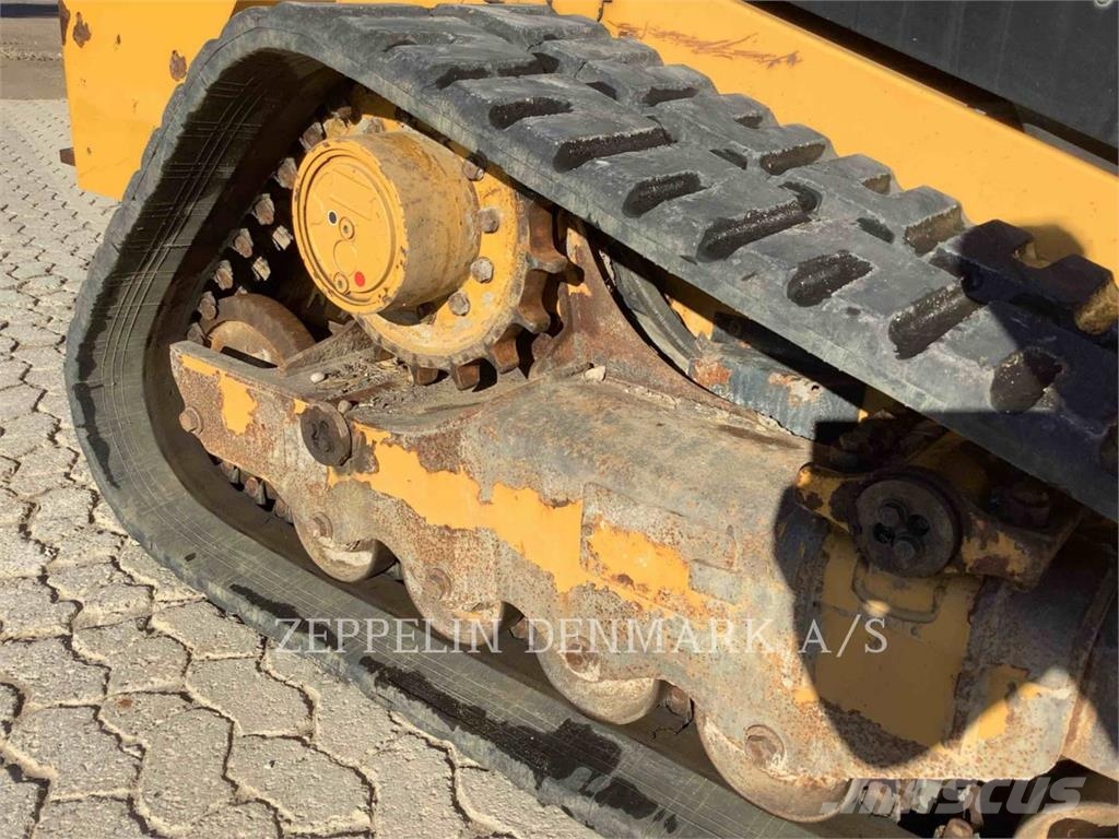 CAT 279D لوادر زحافة