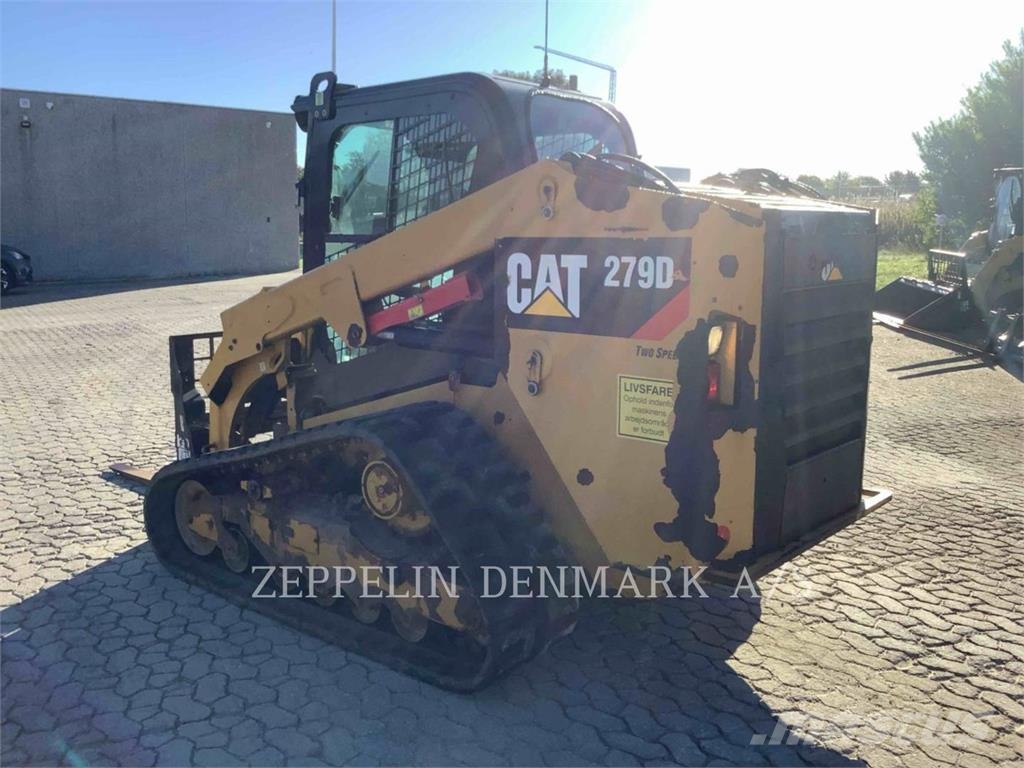 CAT 279D لوادر زحافة