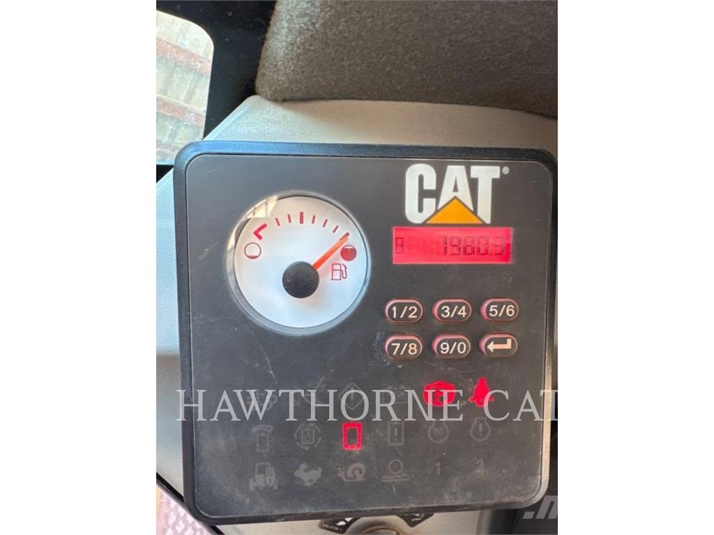 CAT 279D HF Lánctalpas homlokrakodók