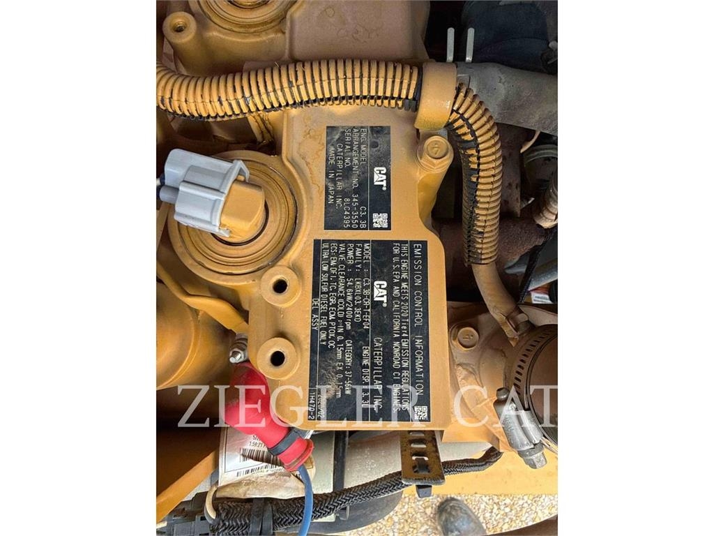 CAT 279D3 Lánctalpas homlokrakodók