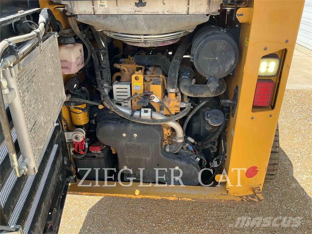 CAT 279D3 لوادر زحافة