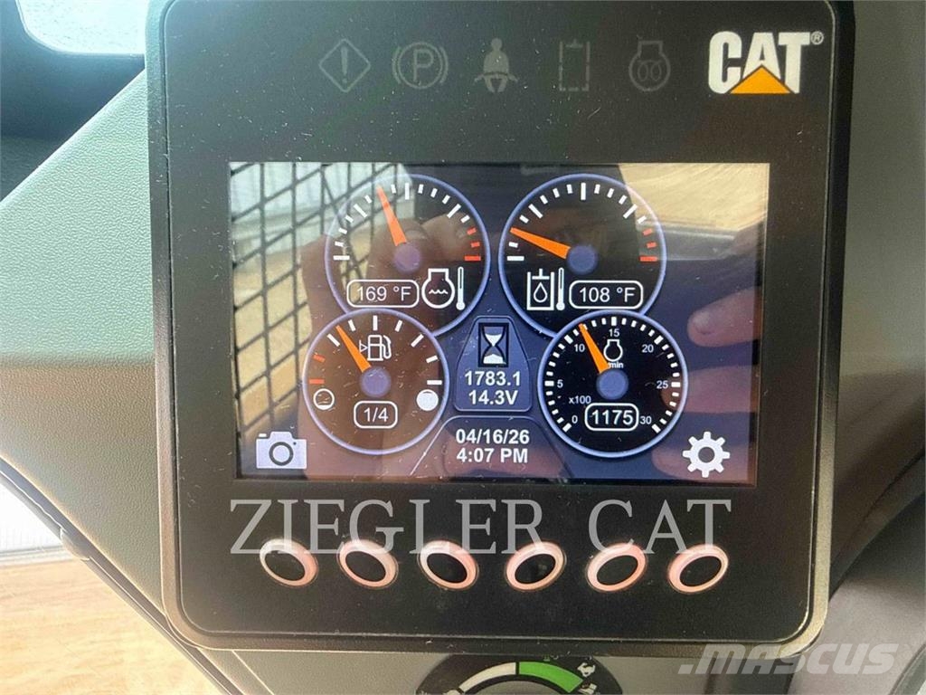 CAT 279D3 لوادر زحافة