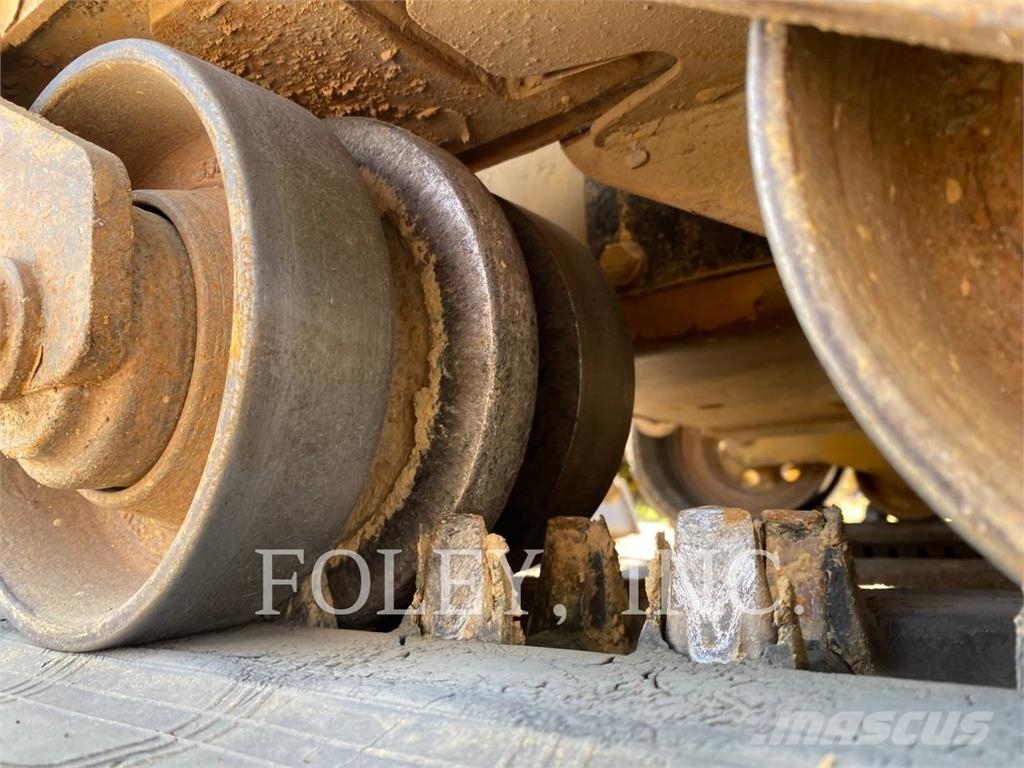 CAT 279D3 Lánctalpas homlokrakodók
