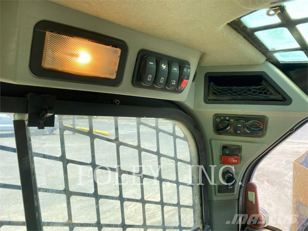 CAT 279D3 Lánctalpas homlokrakodók
