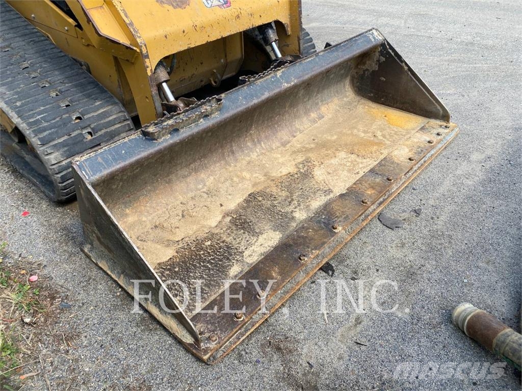 CAT 279D3 Lánctalpas homlokrakodók