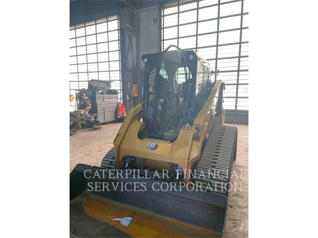 CAT 279D3 لوادر زحافة