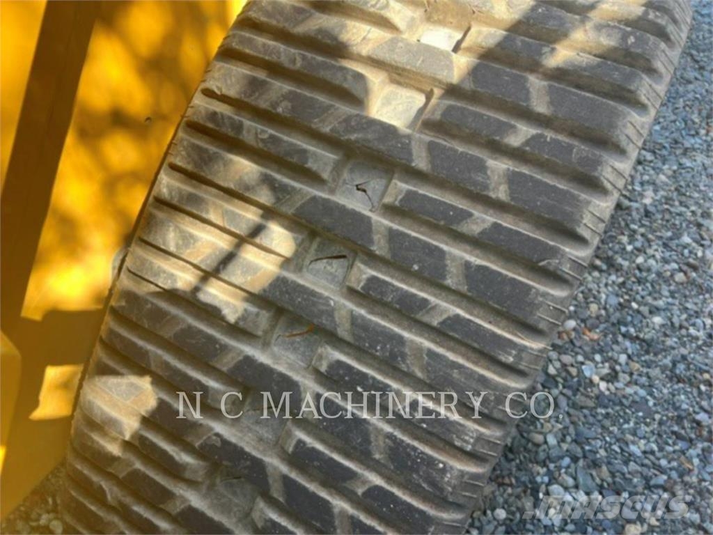 CAT 279D3 H3CB Skid steer loaders