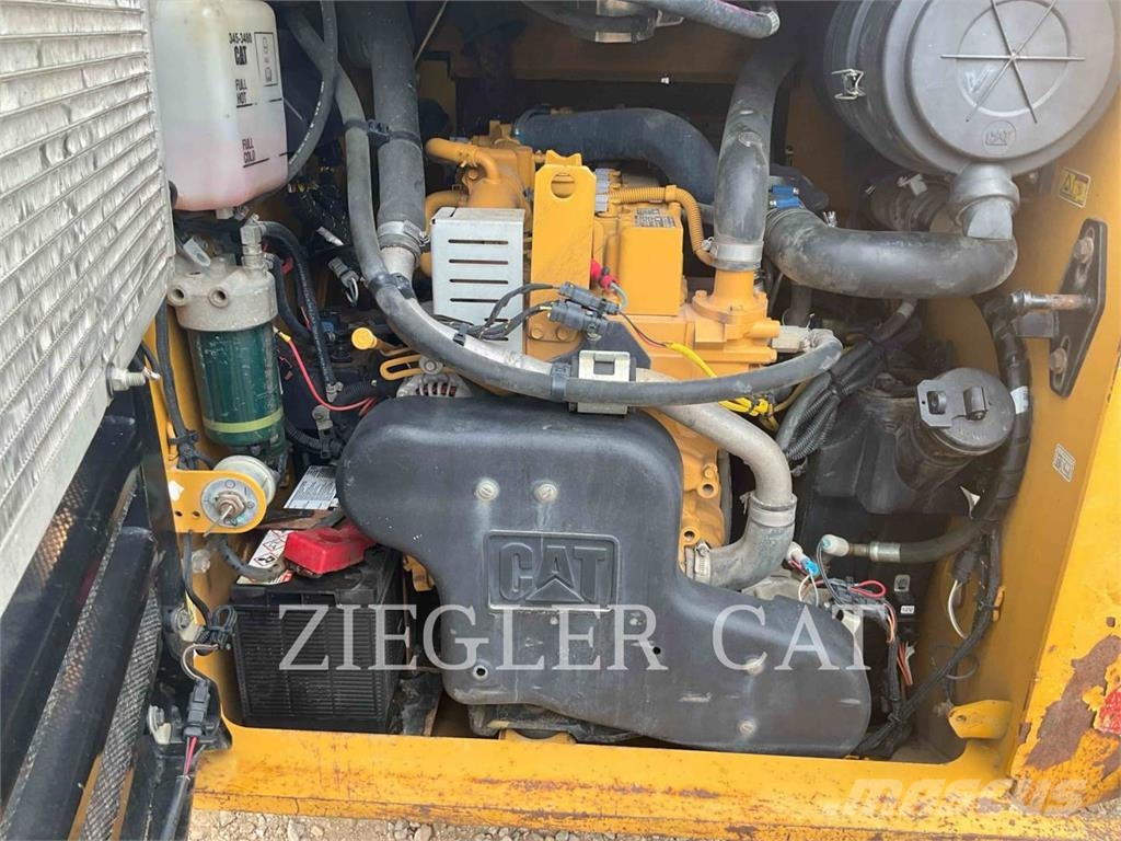 CAT 287D Larvebåndslæssere
