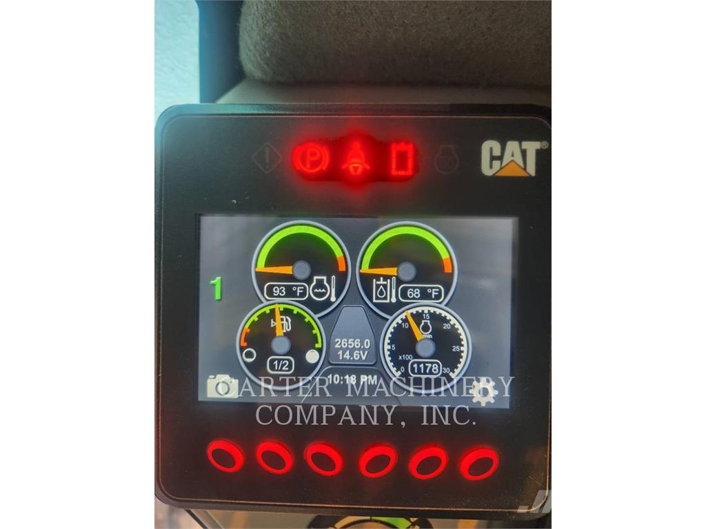 CAT 289D3 Lietoti riteņu kompaktiekrāvēji