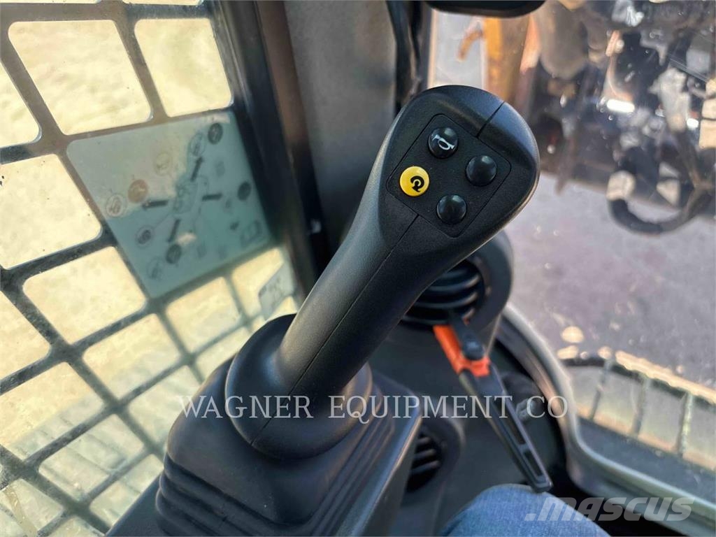 CAT 289D3 Lánctalpas homlokrakodók