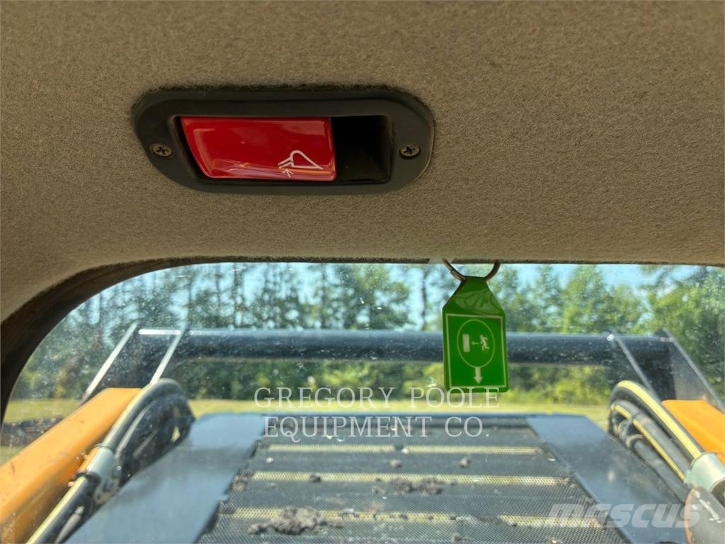 CAT 289D3 Pásové nakladače