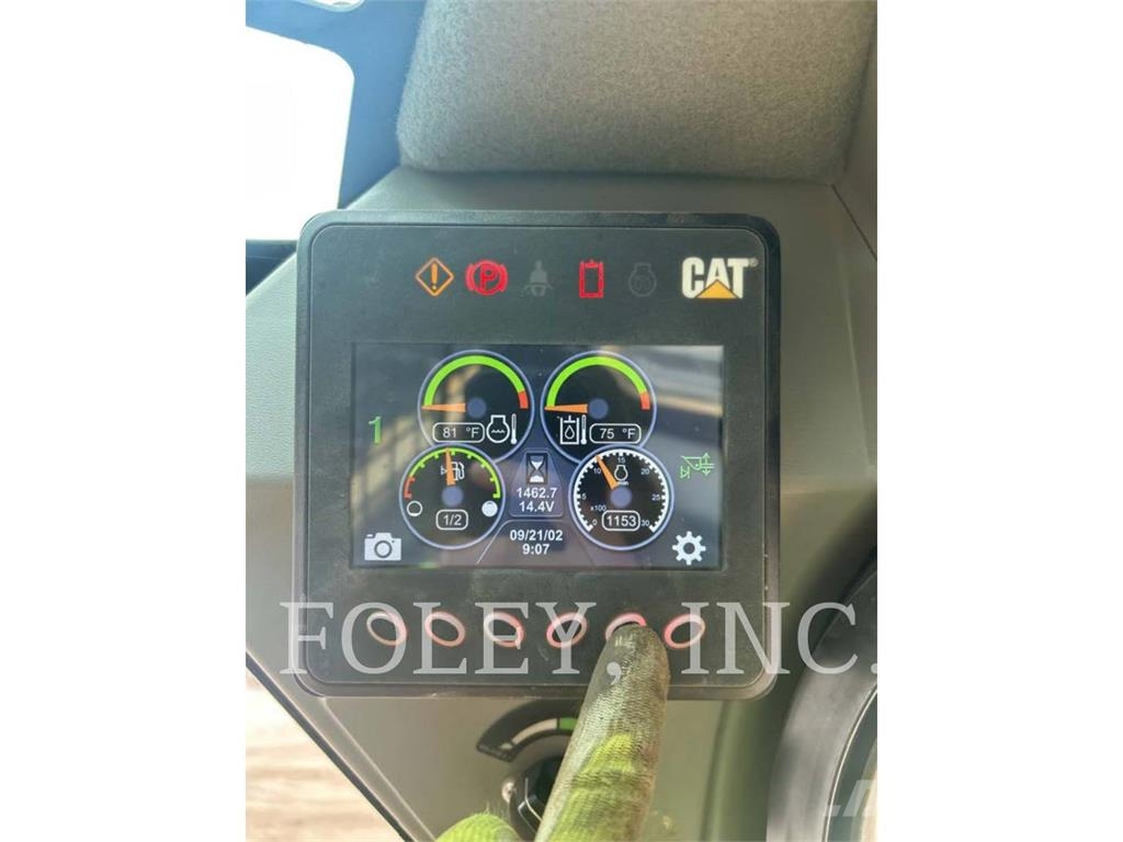 CAT 289D3 لوادر زحافة