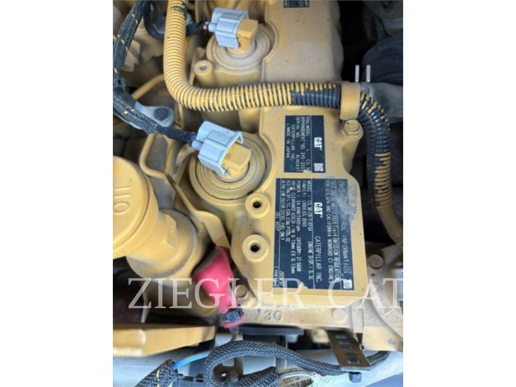 CAT 289D3 履带式装载机