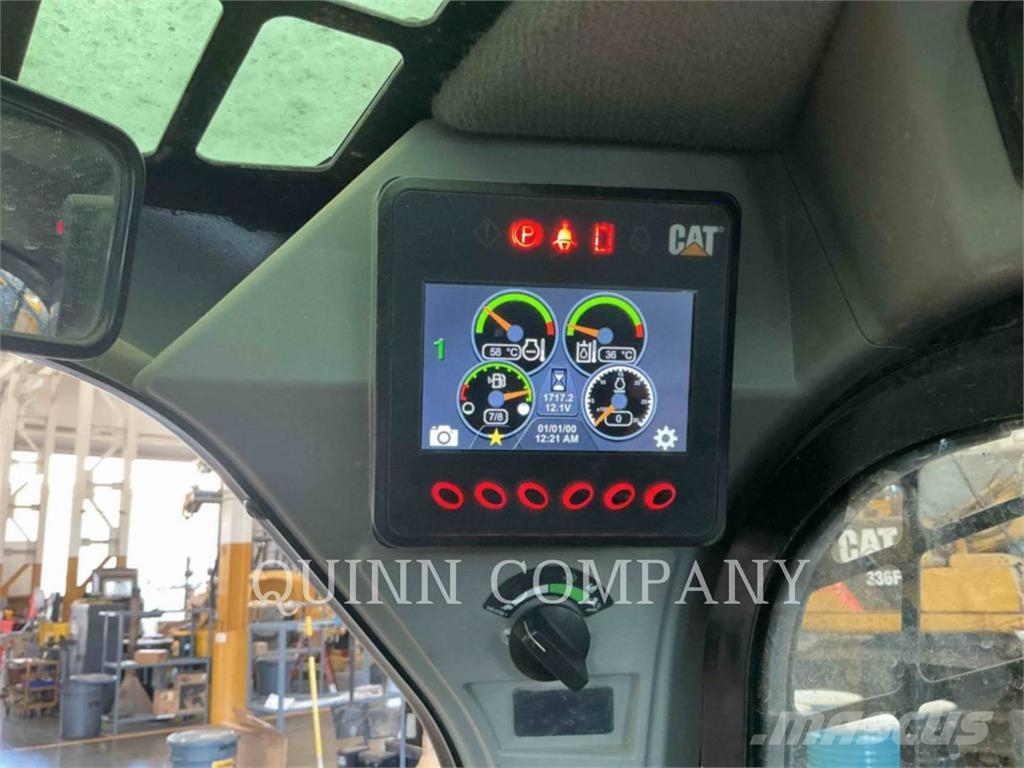 CAT 289D3 لوادر انزلاقية التوجيه
