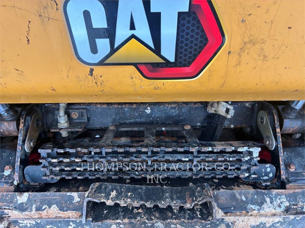 CAT 289D3 Lánctalpas homlokrakodók