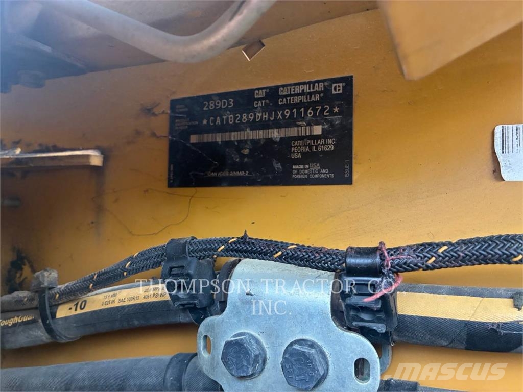 CAT 289D3 Lánctalpas homlokrakodók