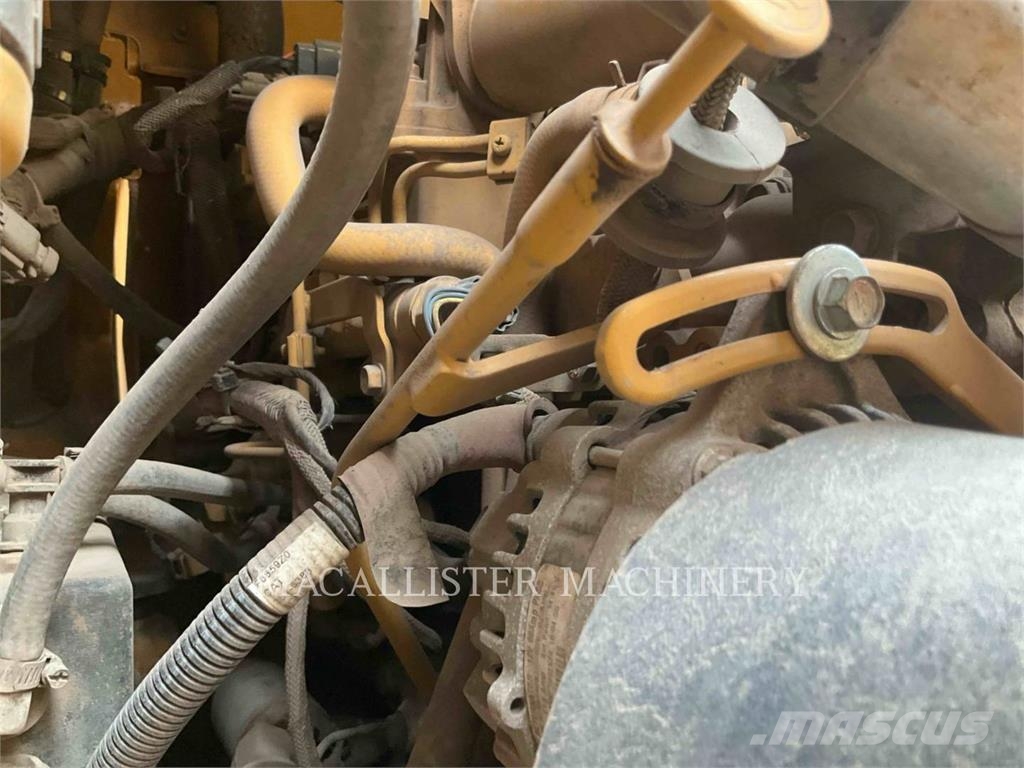 CAT 289D3 AHQBW 履带式装载机
