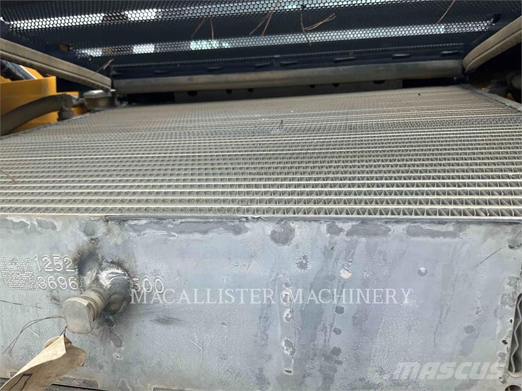 CAT 289D3 AQB لوادر زحافة