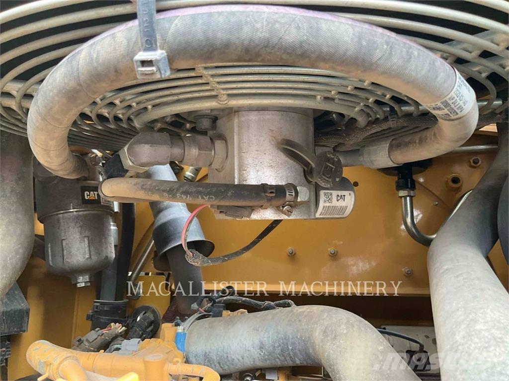 CAT 289D3 AQB لوادر زحافة