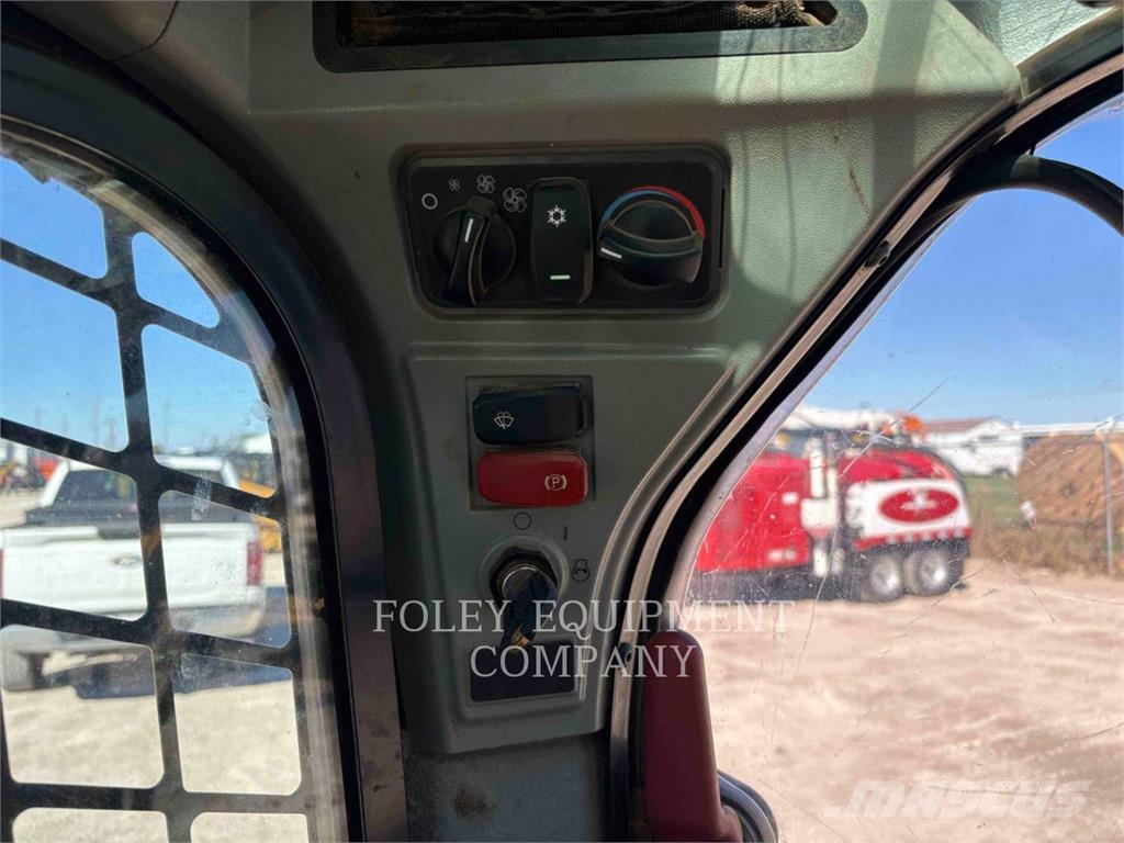 CAT 289D3XPS2C Krautuvai su šoniniu pasukimu