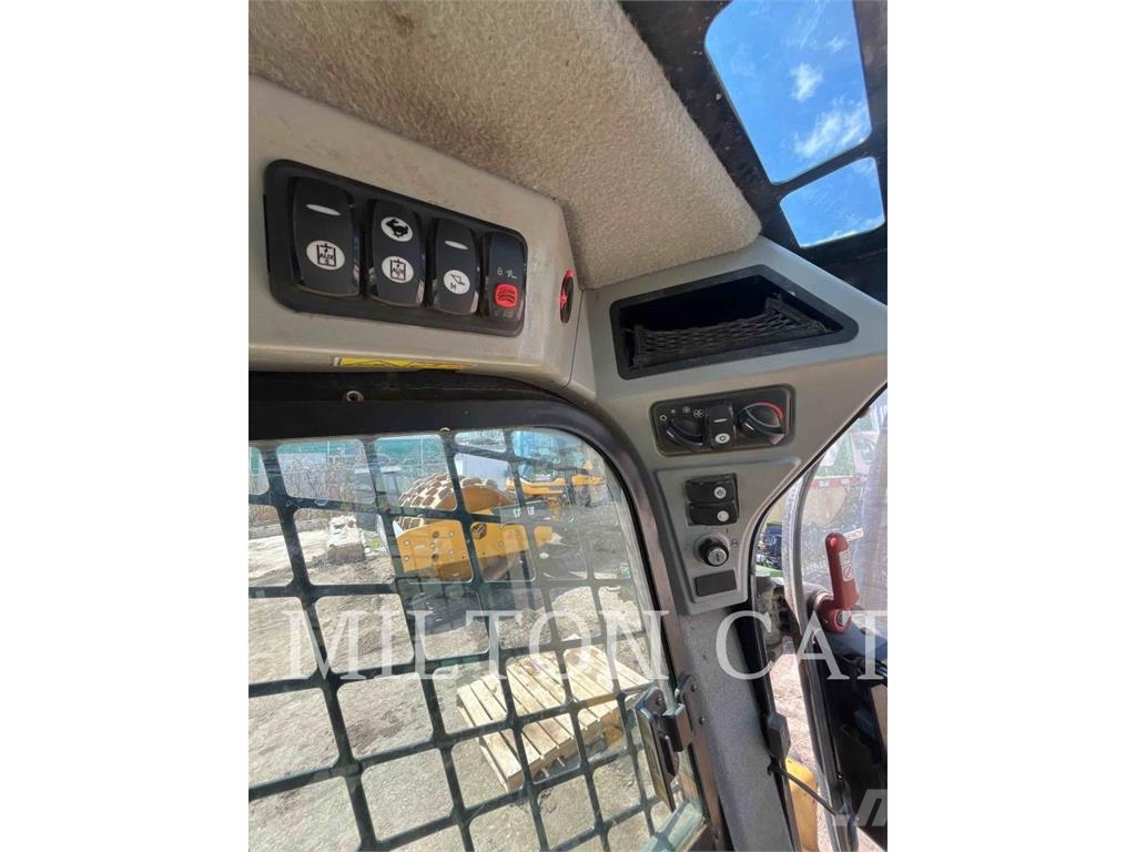 CAT 297D XHP Lietoti riteņu kompaktiekrāvēji