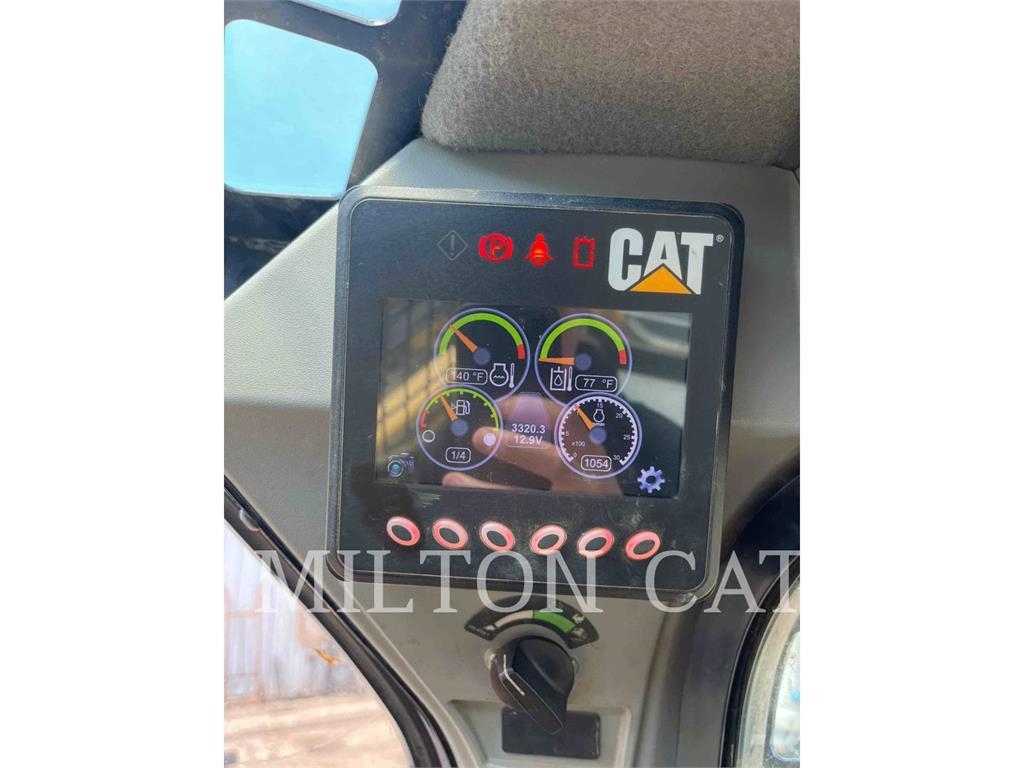 CAT 297D XHP Lietoti riteņu kompaktiekrāvēji