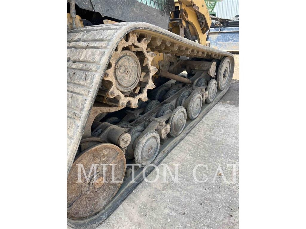 CAT 297D XHP Lietoti riteņu kompaktiekrāvēji