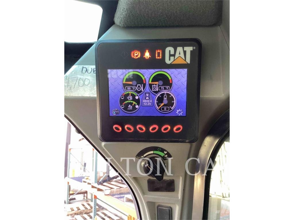 CAT 297D2 Paletli yükleyiciler