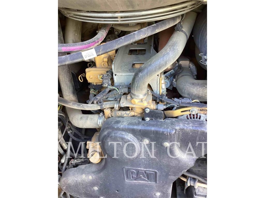 CAT 297D2 Paletli yükleyiciler