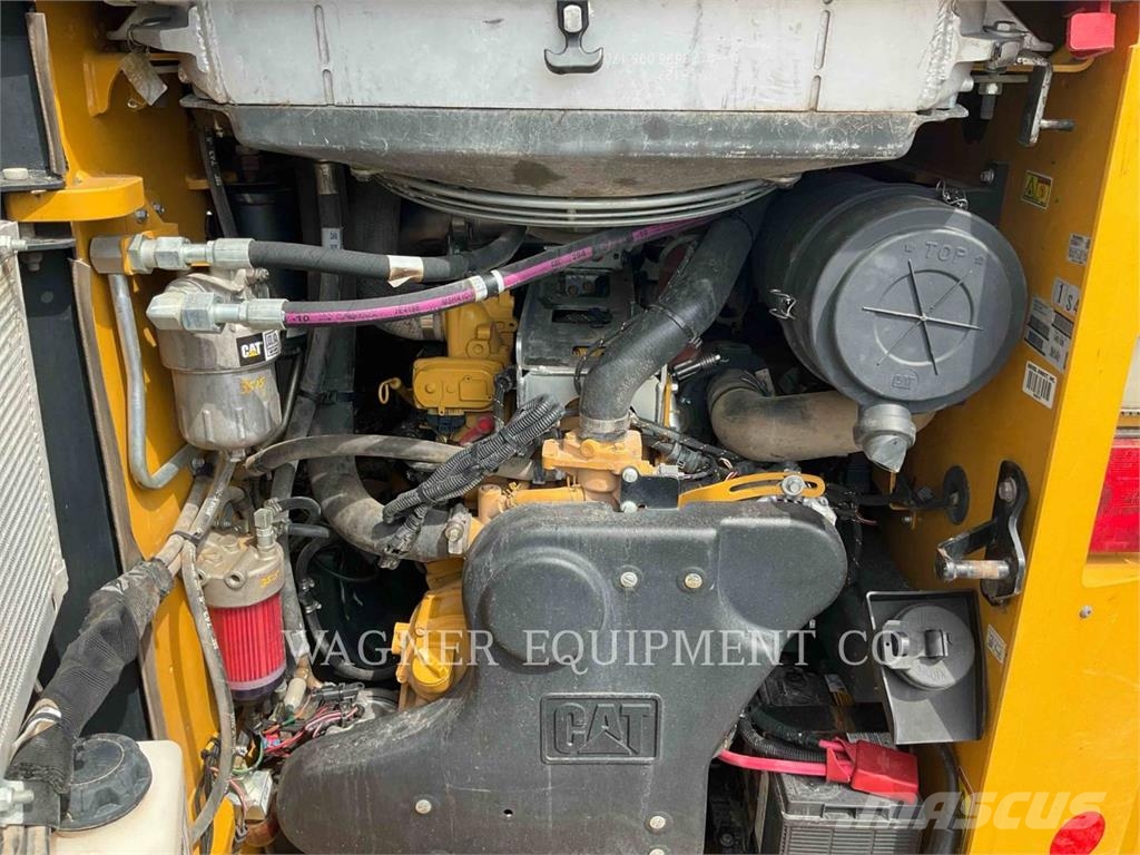 CAT 299D Crawler loaders