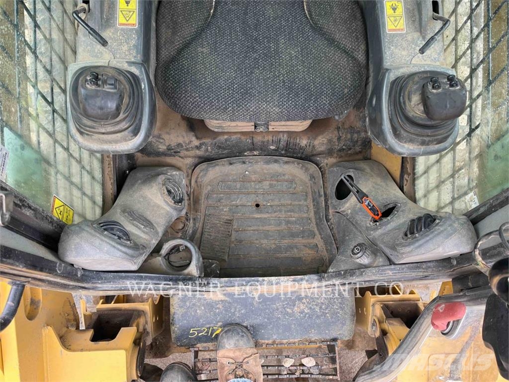 CAT 299D2 Crawler loaders