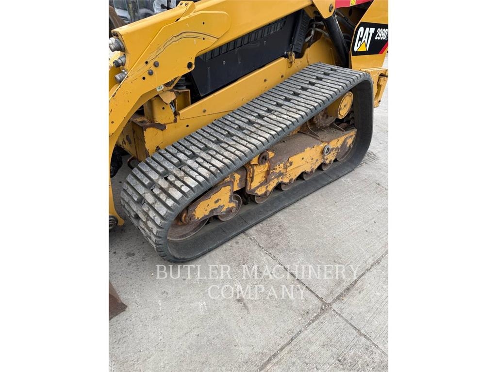 CAT 299D2 궤도식 로우더