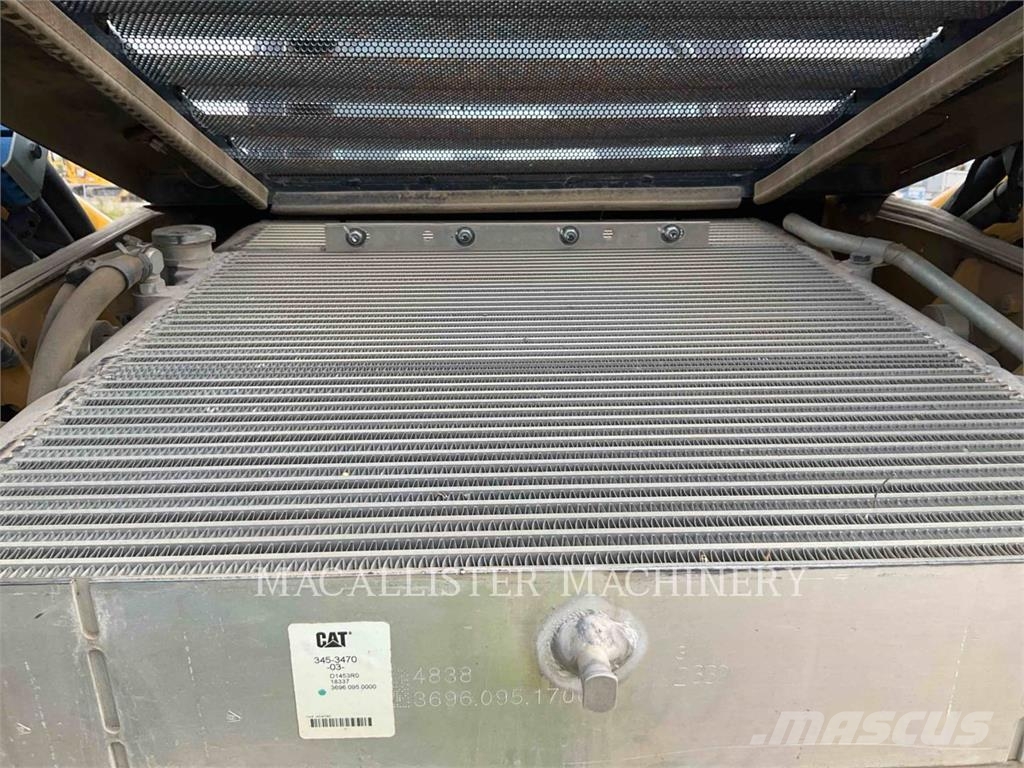CAT 299D2 推土機