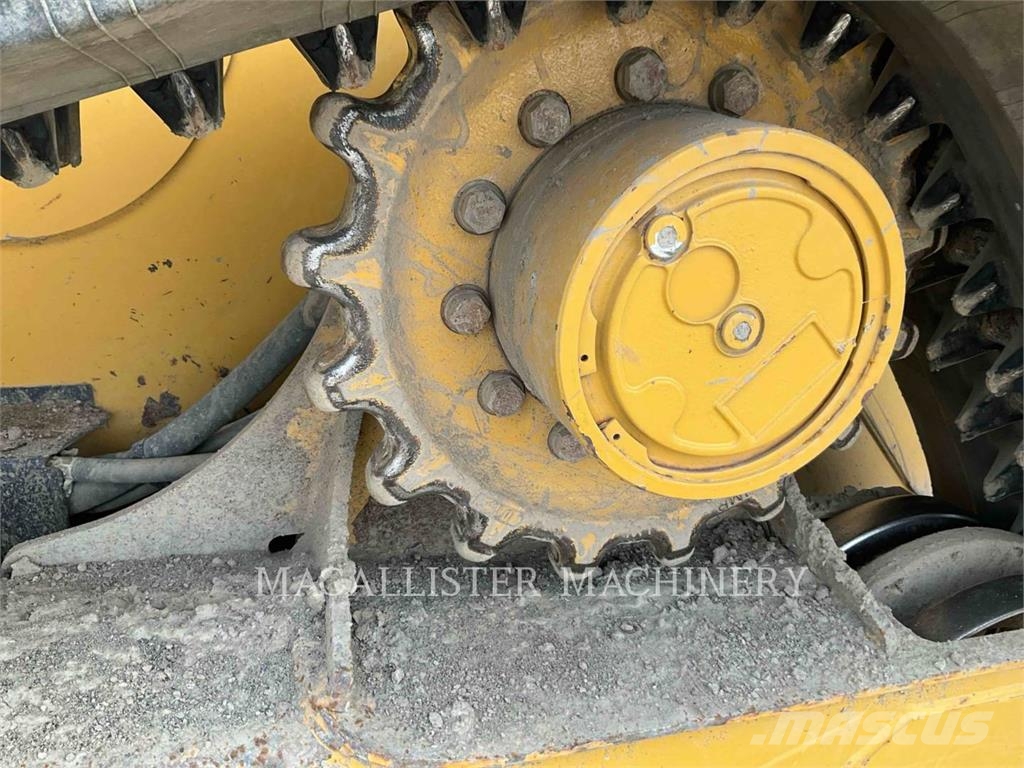 CAT 299D2 推土機