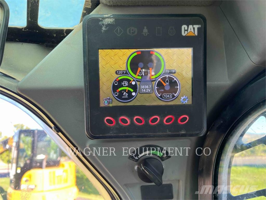 CAT 299D2 XHP Crawler loaders