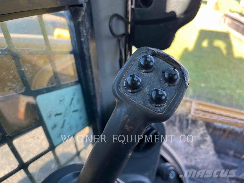 CAT 299D2 XHP Crawler loaders