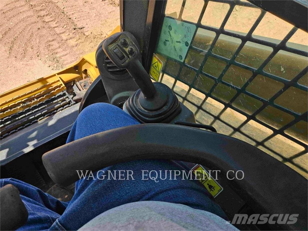 CAT 299D2 XHP Pásové nakladače