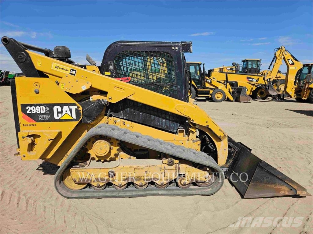 CAT 299D2XHP Nakladalci goseničarji