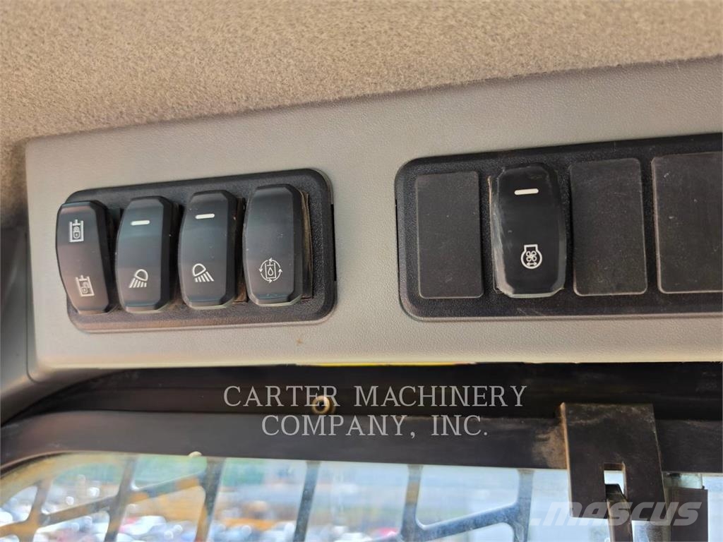 CAT 299D3 Φορτωτάκια