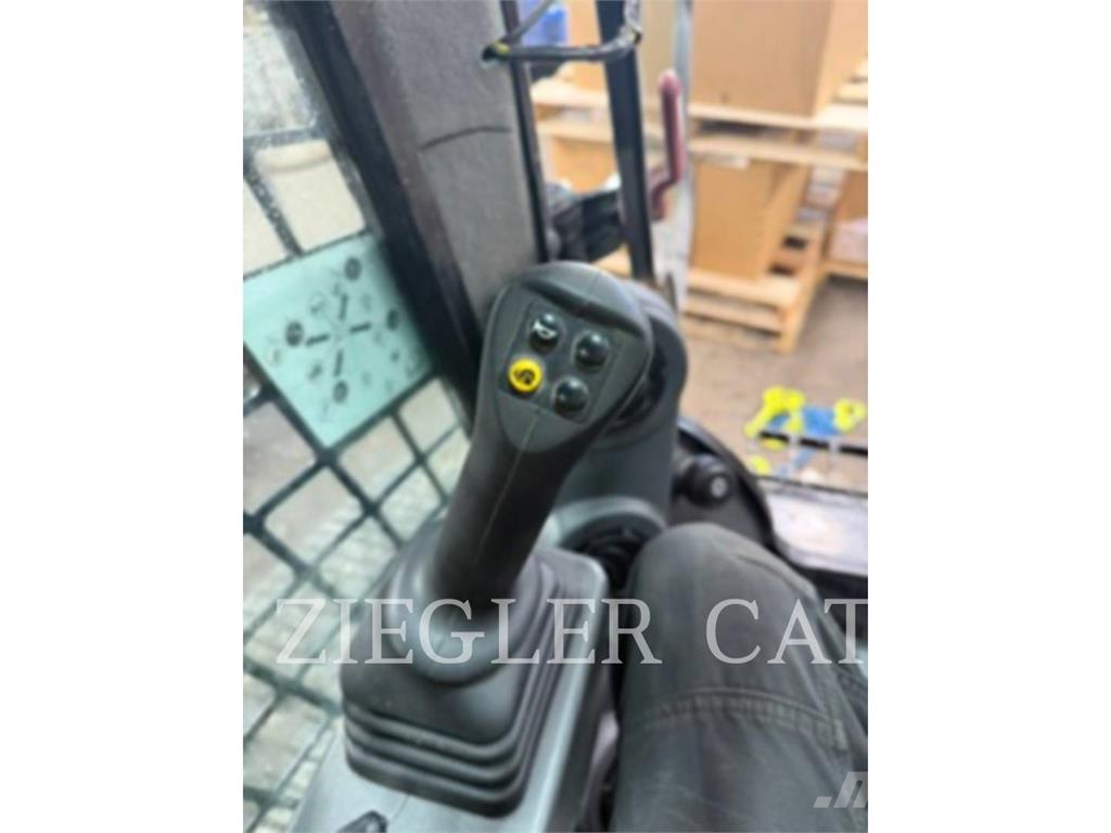 CAT 299D3 推土機