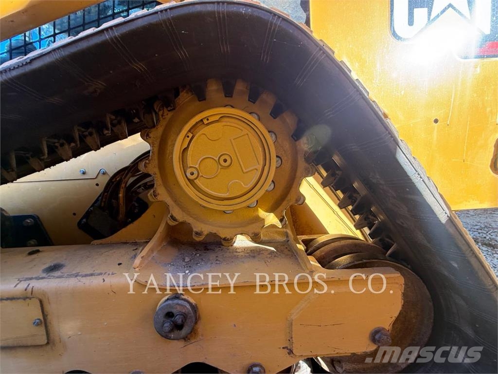 CAT 299D3 궤도식 로우더