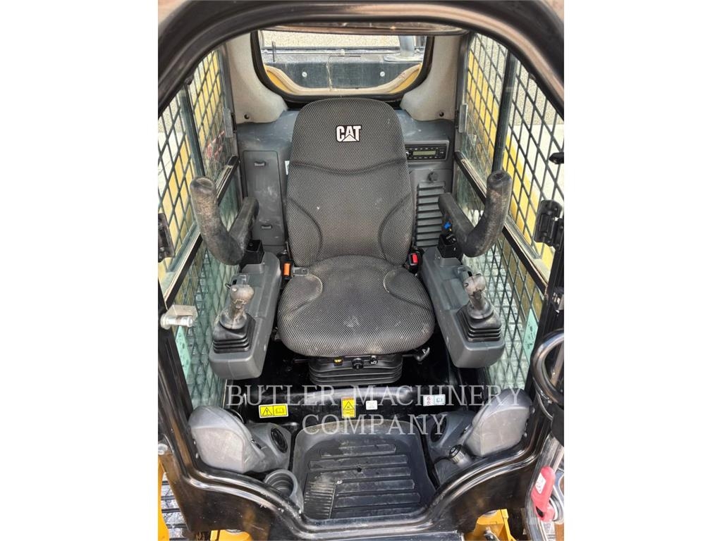 CAT 299D3 Lánctalpas homlokrakodók
