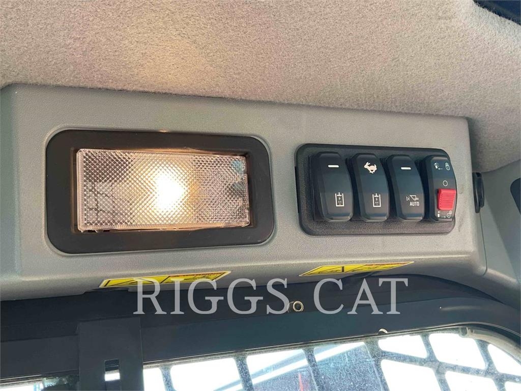 CAT 299D3 Crawler loaders