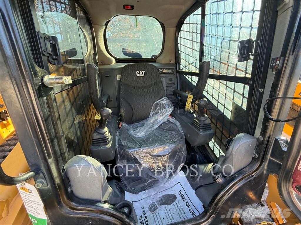 CAT 299D3 لوادر انزلاقية التوجيه