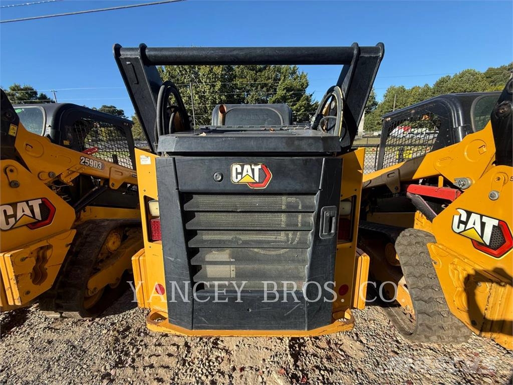 CAT 299D3 لوادر انزلاقية التوجيه
