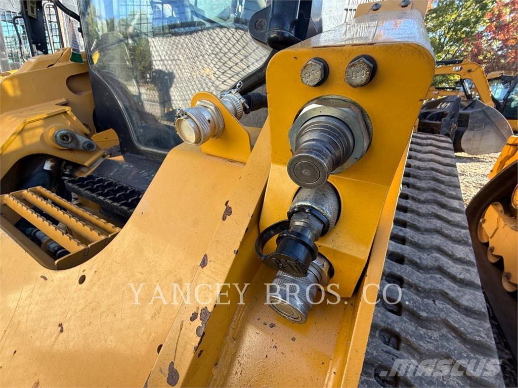 CAT 299D3 لوادر انزلاقية التوجيه