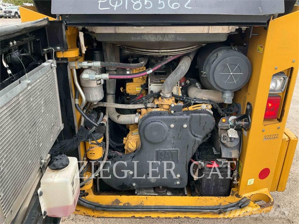 CAT 299D3 Lánctalpas homlokrakodók