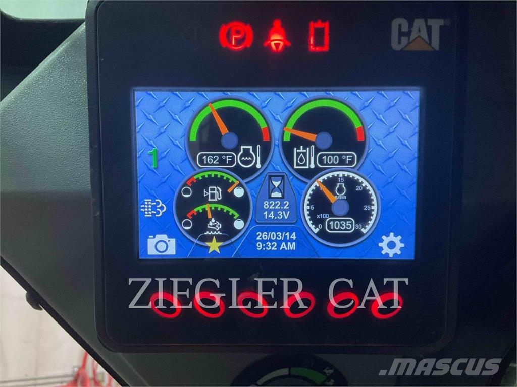 CAT 299D3 궤도식 로우더