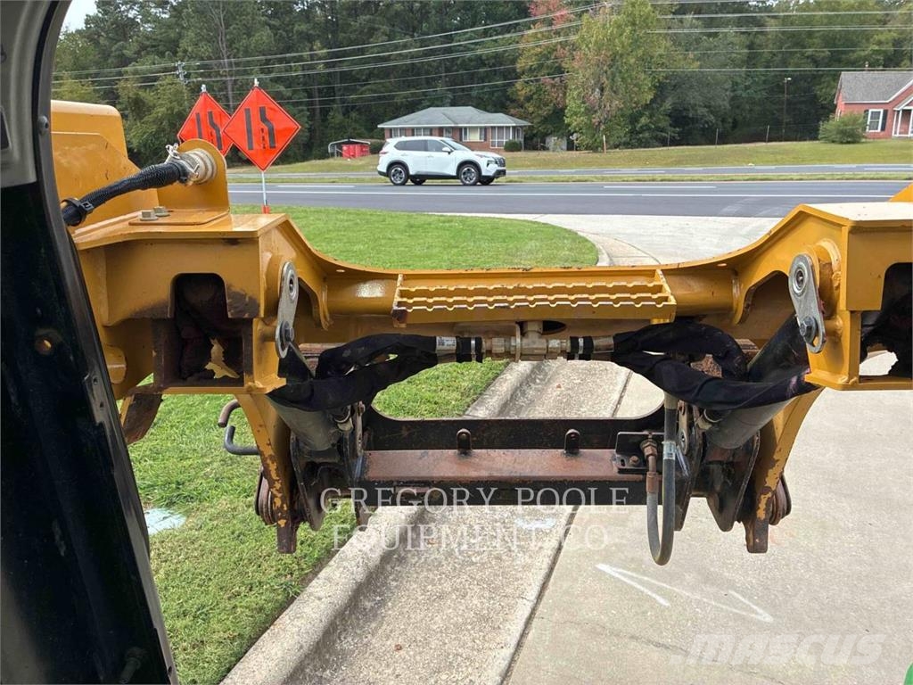 CAT 299D3 Chargeuse sur chenilles