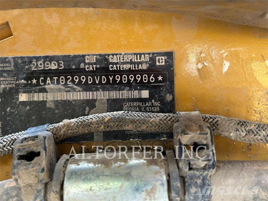 CAT 299D3 Mini Pale Gommate